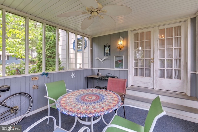 525 Center Dr, Severna Park, MD 21146 - sunroom / solarium with a ceiling fan, healthy amount of natural light, and outdoor dining space