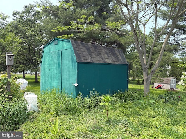 32 Meadow Ln, Gettysburg, PA 17325 - view of shed featuring view of scattered trees