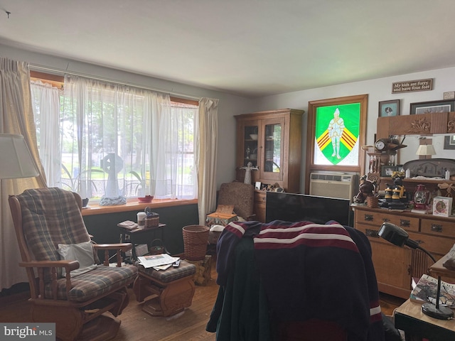 32 Meadow Ln, Gettysburg, PA 17325 - living room with wood finished floors and cooling unit