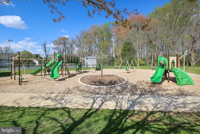 14616 Orangewood St, Silver Spring, MD 20905 - view of communal playground