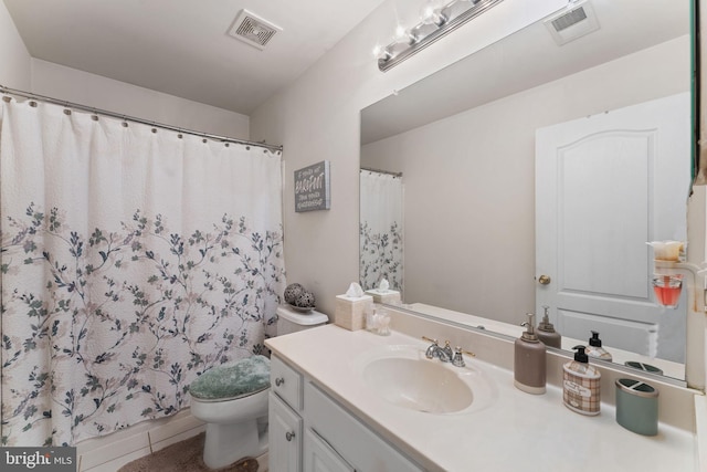 14207 Pollin St, Accokeek, MD 20607 - full bath featuring vanity, tile patterned flooring, and curtained shower