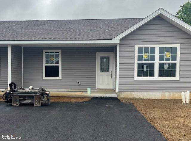 90 Pacific Ave, Milroy, PA 17063 - view of front of property