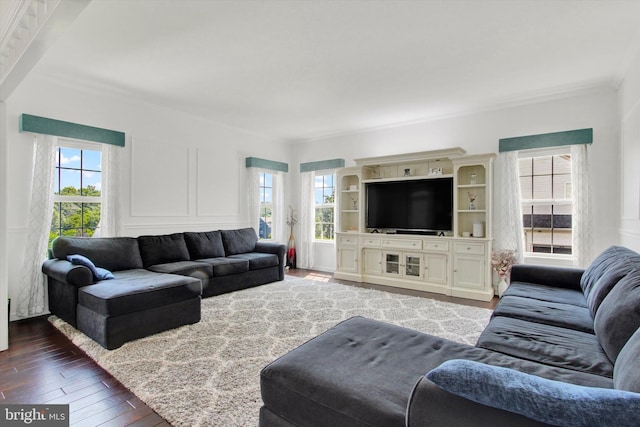 3 Rycroft Rd, Mechanicsburg, PA 17050 - living room featuring hardwood / wood-style flooring and ornamental molding