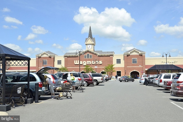 603 Howitzer Ter NE, Leesburg, VA 20176 - view of uncovered parking lot