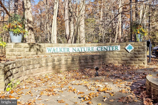 2404 Sugarberry Ct, Reston, VA 20191 - view of community / neighborhood sign
