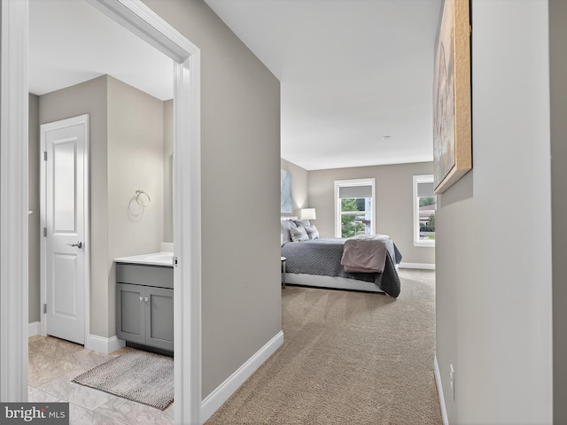 548 E Delp Rd, Lancaster, PA 17601 - bedroom featuring baseboards and light colored carpet