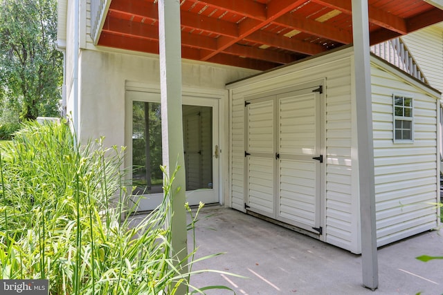 129 Deck Rd, Womelsdorf, PA 19567 - view of exterior entry