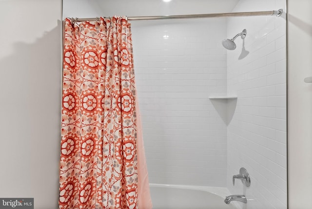 8790 Kensington Church St, Manassas, VA 20112 - full bathroom with shower / bath combo