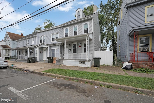 133 E Federal St, Burlington, NJ 08016 - multi unit property with a porch, a chimney, uncovered parking, and a residential view