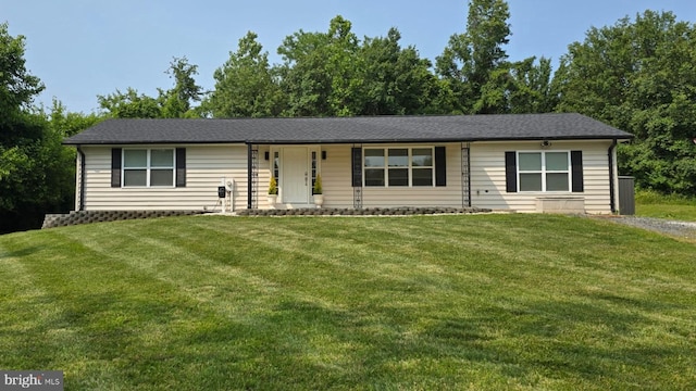 2806 Duvall Rd, Burtonsville, MD 20866 - ranch-style house with a front yard