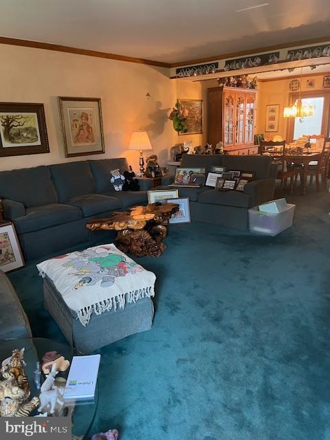 46 Carriage Stop Pl, Florence, NJ 08518 - carpeted living area with crown molding