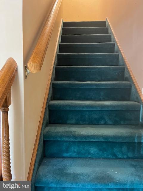46 Carriage Stop Pl, Florence, NJ 08518 - view of stairs