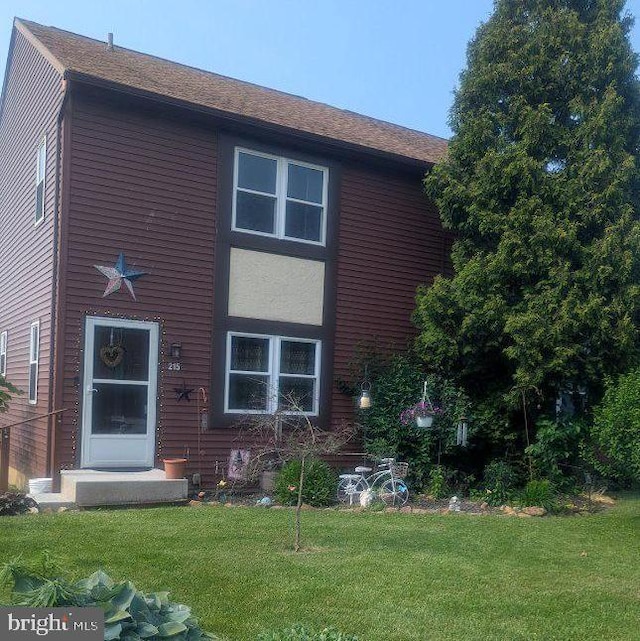 215 Willow St, Macungie, PA 18062 - view of front of property with a front lawn