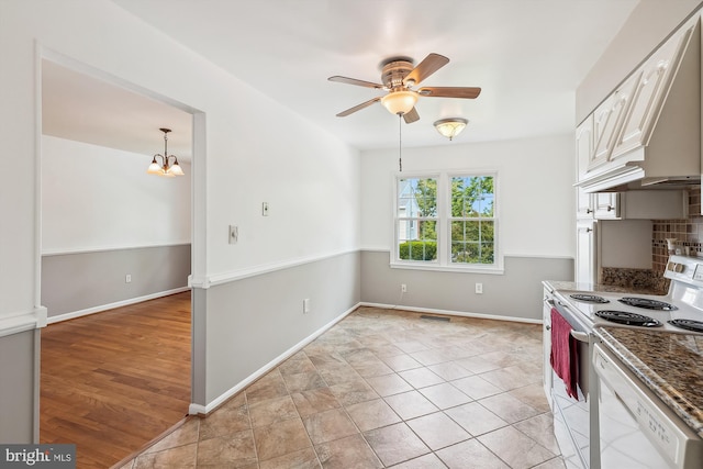 9523 Greencastle Ln, Lorton, VA 22079 - kitchen with white appliances, ceiling fan, custom range hood, a chandelier, and baseboards