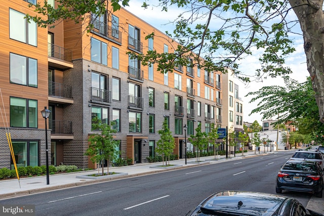 701 N Henry St Unit 212, Alexandria, VA 22314 - view of building exterior