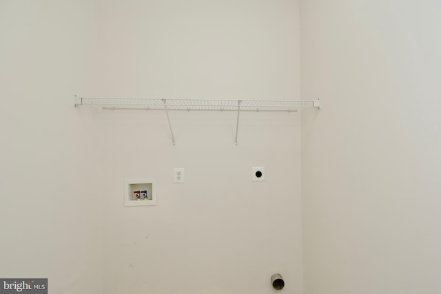 9573 5th Pl, Lorton, VA 22079 - washroom featuring hookup for an electric dryer and washer hookup