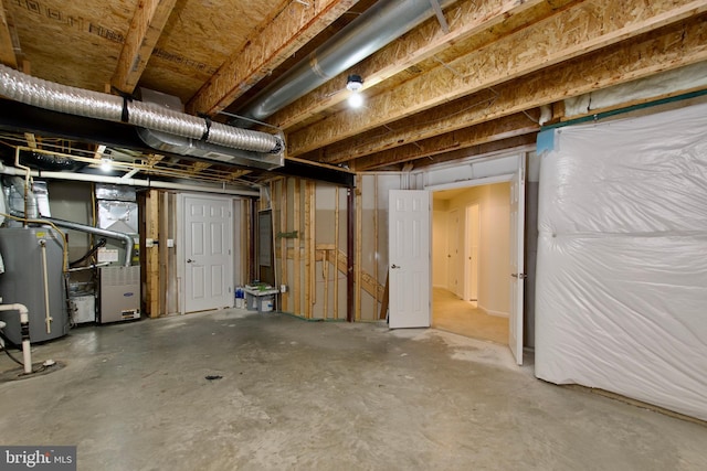 9573 5th Pl, Lorton, VA 22079 - unfinished below grade area with water heater