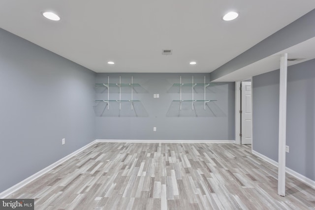 4109 Leisure Dr, Temple Hills, MD 20748 - spare room with wood finished floors, baseboards, and recessed lighting