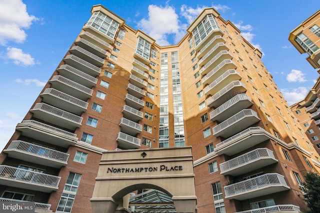 3101 N Hampton Dr Unit 314, Alexandria, VA 22302 - view of apartment building / complex