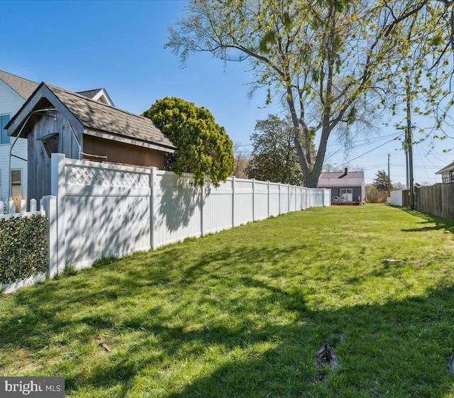 6156 Drum Point Rd, Deale, MD 20751 - view of yard