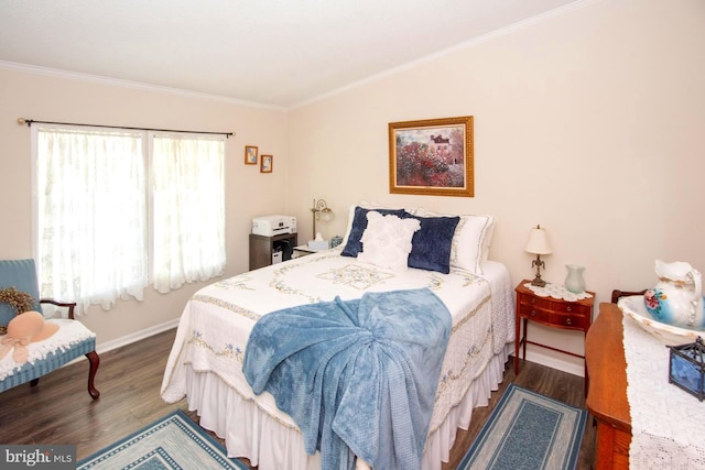 312 Farm Ln, North Wales, PA 19454 - bedroom featuring crown molding, wood finished floors, and baseboards
