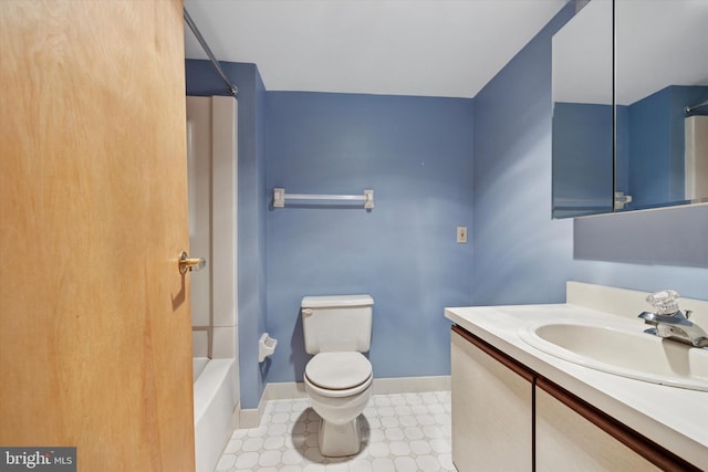 800 Avondale Rd Unit 2C, Wallingford, PA 19086 - bathroom with toilet, vanity, tile patterned floors, tub / shower combination, and baseboards