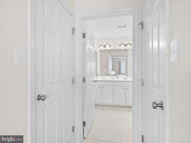 3903 Beeker Mill Pl, Chantilly, VA 20151 - hallway featuring light tile patterned flooring