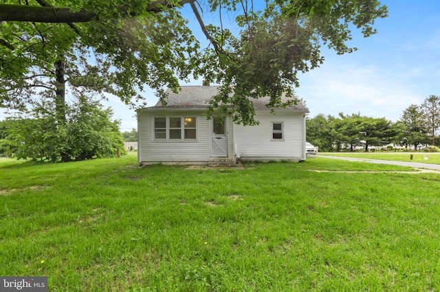 934 Fieldsboro Rd, Townsend, DE 19734 - view of front of house with a front lawn and entry steps