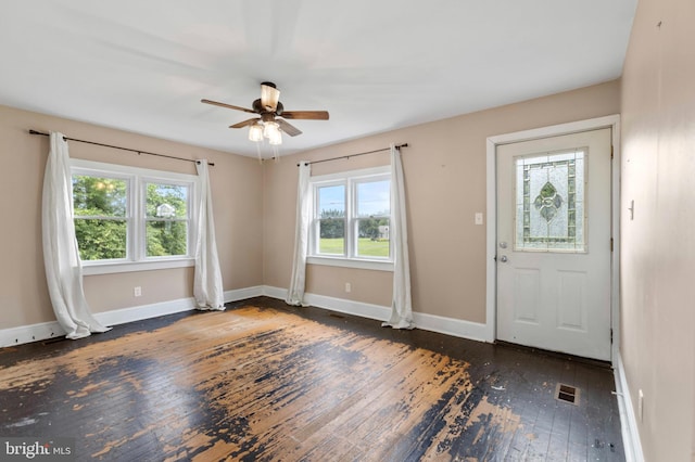 934 Fieldsboro Rd, Townsend, DE 19734 - foyer with hardwood / wood-style floors, ceiling fan, and baseboards