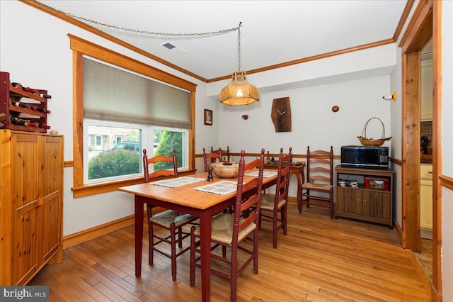 14 Providence Ave, Doylestown, PA 18901 - dining area featuring ornamental molding, light wood-style flooring, and baseboards
