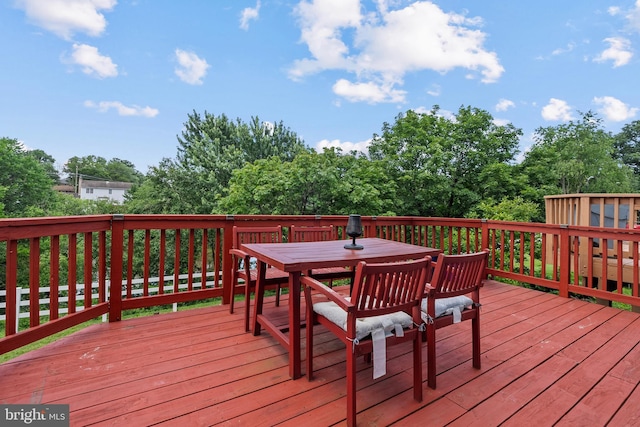 12307 Sandy Point Ct, Silver Spring, MD 20904 - deck featuring outdoor dining area