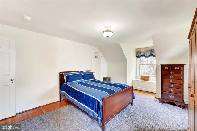 29 S Rockburn St, York, PA 17402 - bedroom featuring wood finished floors and baseboards
