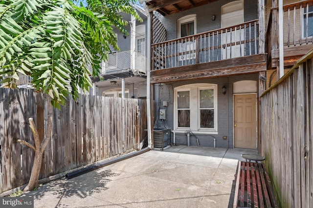 424 N Luzerne Ave N, Baltimore, MD 21224 - view of patio