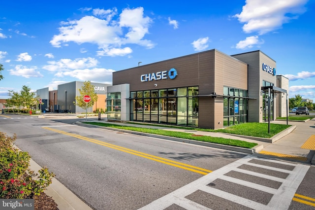 612 Mozart Way, Baltimore, MD 21224 - view of commercial location