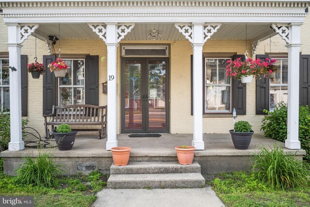 19 W Ave, Woodstown, NJ 08098 - entrance to property with a porch