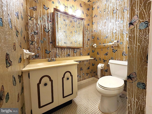 5100 Convent Ln Unit 412, Philadelphia, PA 19114 - bathroom with tile patterned floors, wallpapered walls, toilet, and vanity