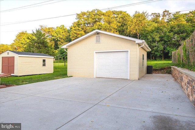 113 Wilgate Rd, Owings Mills, MD 21117 - detached garage with driveway