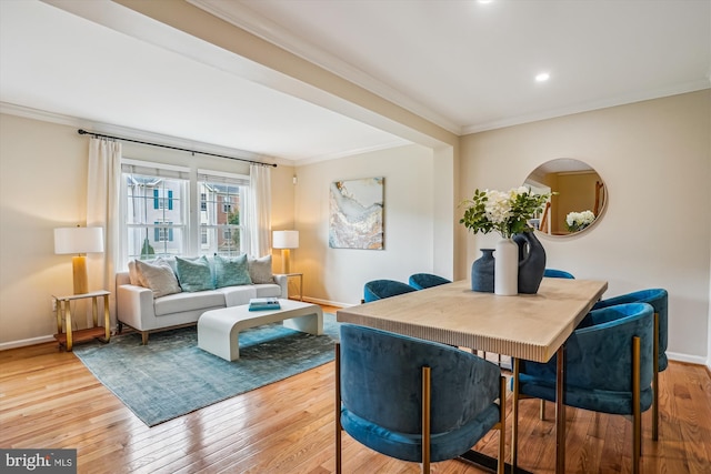 7484 Gadsby Sq, Alexandria, VA 22315 - living area featuring crown molding, baseboards, light wood finished floors, and recessed lighting