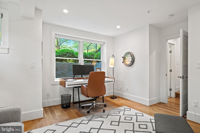 1401 S Carolina Ave SE Unit 1, Washington, DC 20003 - office featuring wood finished floors and recessed lighting
