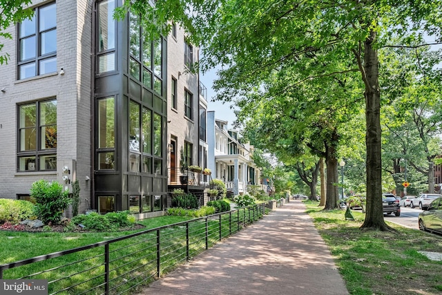 1401 S Carolina Ave SE Unit 1, Washington, DC 20003 - view of property's community featuring a residential view