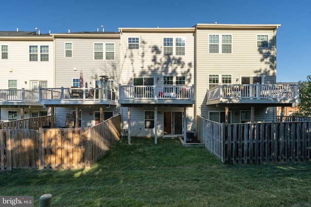 22864 Chestnut Oak Ter, Sterling, VA 20166 - view of rear view of property