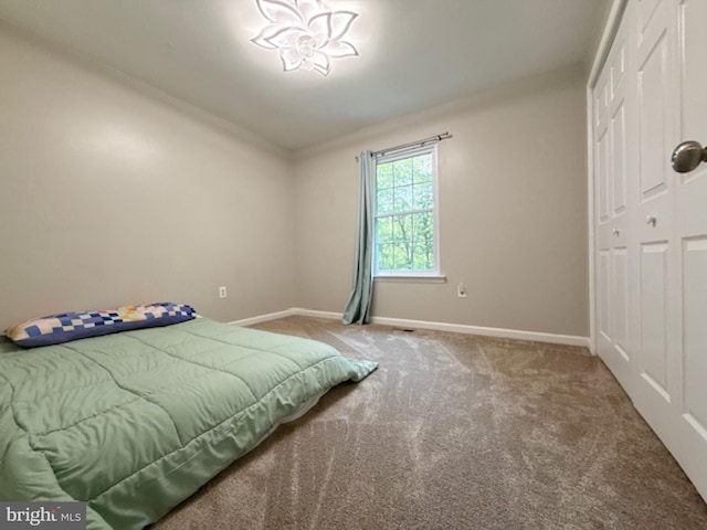 39410 Thomas Dr, Mechanicsville, MD 20659 - bedroom featuring baseboards and carpet