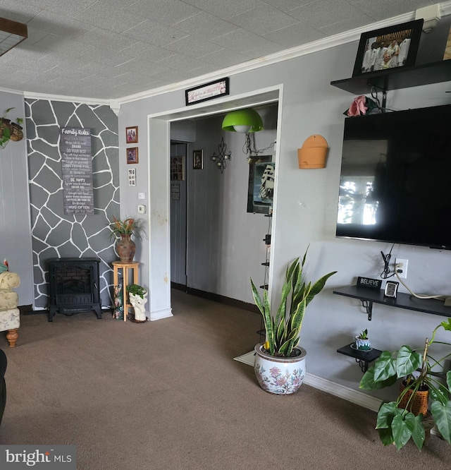 268 Market St, Carneys Point, NJ 08069 - carpeted living room featuring crown molding and baseboards