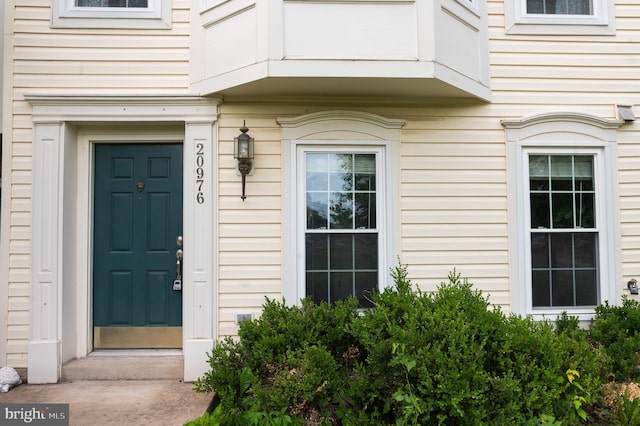 20976 Kittanning Ln, Ashburn, VA 20147 - view of entrance to property