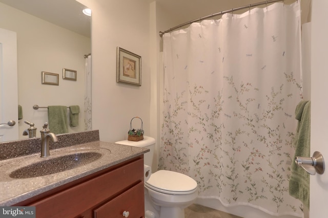 126 Windermere Dr, Palmyra, PA 17078 - bathroom featuring vanity, toilet, and a shower with shower curtain