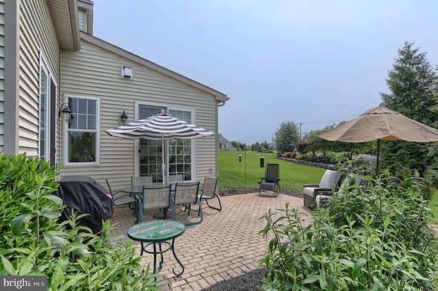 126 Windermere Dr, Palmyra, PA 17078 - view of patio / terrace with outdoor dining area