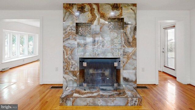 225 Dupont Cir, Wilmington, DE 19809 - detailed view of wood finished floors and a fireplace