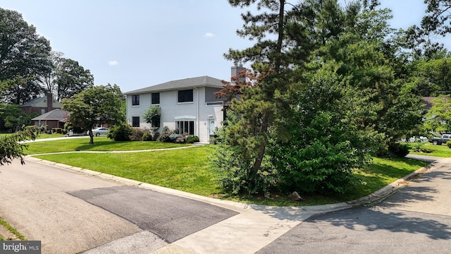 225 Dupont Cir, Wilmington, DE 19809 - view of front facade with a front yard