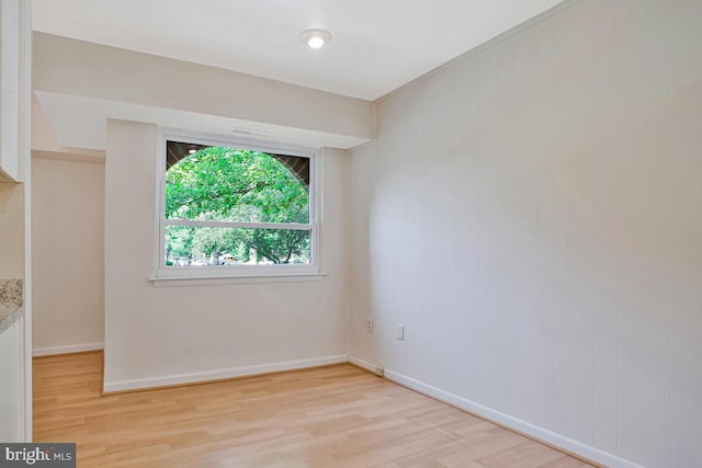 9 Silverwood Cir Unit 6, Annapolis, MD 21403 - empty room featuring light wood finished floors and baseboards