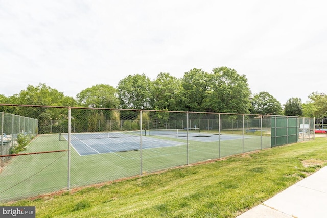 9 Silverwood Cir Unit 6, Annapolis, MD 21403 - view of tennis court